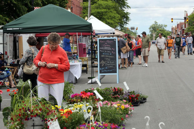 Shop at the Farmers Market